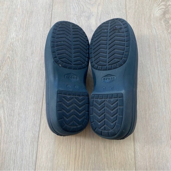 Dual Crocs Comfort Black Slip On Shoes Women's Size 10 - Picture 6 of 6